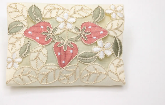 Ami-Brugge - Strawberry - Embroidered tissue case