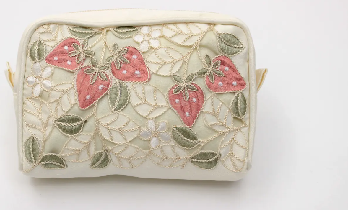 Ami-Brugge - Strawberry - Embroidered zip pouch